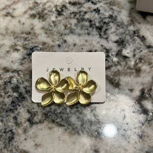 Gold Flower Earrings